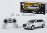 Radiografische auto Audi Q7 1:24 (licentie)