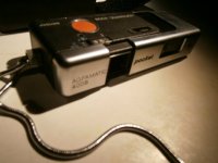 2 analoge camera\'s ; Minolta AF50,