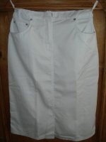 Te koop: 2 witte uniformrokken