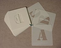 Sjablonen sets letters en cijfers. 25mm