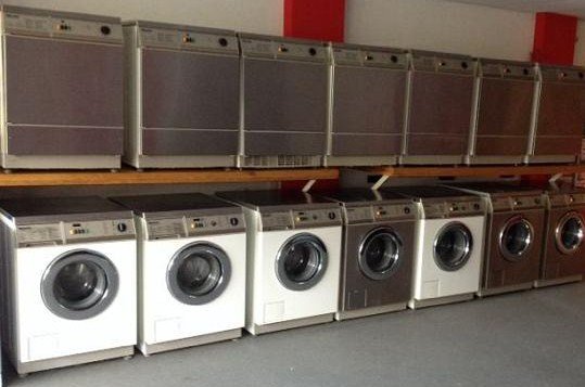 Mens Conciërge Pamflet MIELE INDUSTRIËLE Wasmachine Met Factuur En Garantie WS5427 te Koop  Aangeboden op Tweedehands.net