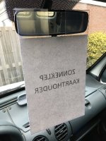 Zonneklep / spiegel  prijskaarthouder auto