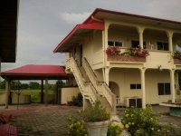 Aangeboden: Vakantiehuis Mariellie in Suriname Nickerie € 160,-