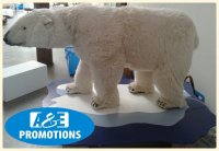 Winterwonderland aankleding verhuur ijsbeer limburg maastricht