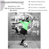 Etalagepoppen - Mannequin\'s in Voetbal Houding