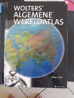 WOLTERS ALGEMENE WERELDATLAS  MET cd