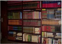 Boekenkast compleet met historische boeken oude