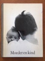 Moeder en kind - Hanns Reich