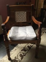 6 unieke handgemaakte stoelen uit Kenia