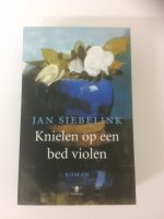 Jan Siebelink - Knielen op een