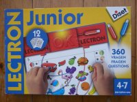 Junior Electron