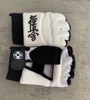 Kyokushin karate handschoenen (jeugd) pen tas