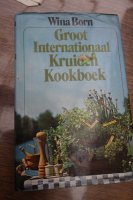 Groot internationaal kruiden kookboek van Wina