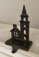 Gietijzeren stocking hanger kerktoren met huisje