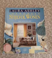 Laura Ashley - Handboek Stijlvol Wonen