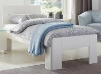 Aangeboden: Z.g.a.n. 1 persoons bed met electrisch verstelbare luxe bedbodem (90 x 210 cm). € 350,-