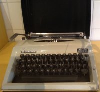 Aangeboden: Vintage typemachine n.o.t.k.