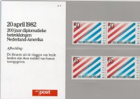 PTT Postzegelmapje 200 diplomatieke betrekkingen 1982