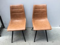 (292) Prachtige nieuwe stoelen cognac kleur