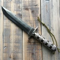 Aangeboden: Zwaar RVS Rambo survival mes (35 cm) in zwart foedraal € 27,50