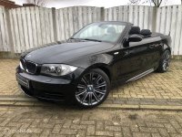 BMW 135I Cabrio  NL-auto,Full-options,hystorie bekend