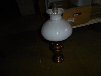 Antieke tafellamp in rood koper, glas