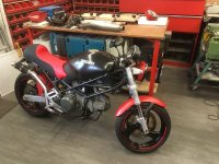 Ducati monster 600 cafe racer