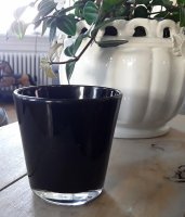 Glaasje zwart glas / kan ook