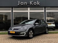 Volkswagen e-Golf 136 pk | €