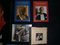 Toon Hermans verzameling cd\'s cassettes singles
