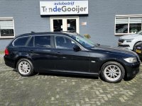 BMW 3-serie Touring 318i Luxury Line