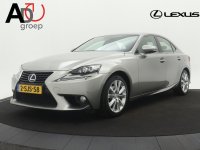 Lexus IS 300h 25th Edition |