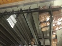 Veiling bakkerij brood afkoelwagens kratten vormen