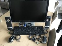 Medion:Toetsenbord,2 Boxen ,Muis,;HP LCD Scherm ,Webcam