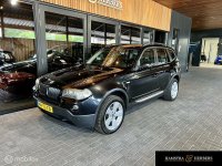 BMW X3 3.0sd zwart MET WERK