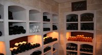 Vinicase stenen wijnrek, capaciteit 250 tot