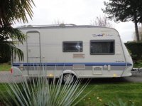 Caravan Hobby 440 De Luxe Easy