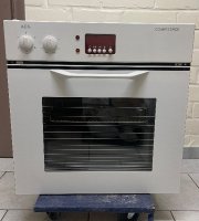 Wit AEG Oven (inclusief 3 bakplaten