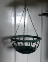 Hanging baskets met geïntegreerde schotel 