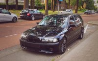 BMW 328 Touring uit 2000 in