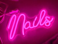 \'Nails\' Neon led, op plexiglas met