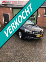 Opel Astra 1.0 Business+