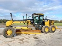 Cat 140M AWD - Excellent Condition