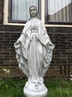 Maagd Maria , heilg tuinbeeld 
