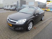Opel Astra TwinTop 1.8 Cosmo, Leder,
