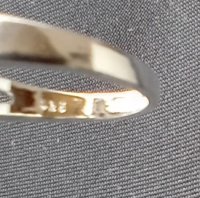 925 zilver charmant ring met zirconnias.