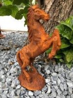 Tuinbeeld paard ,  steigerend paard