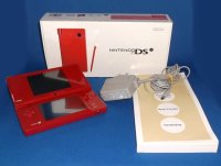 Nintendo DSi met Doos (Rood)
