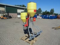 Zaaimachine/strooier mounted fertilizer spreader