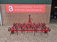 Triltand  seedbed cultivator